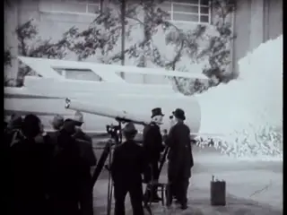 Frame at 1:11:42, shot 372