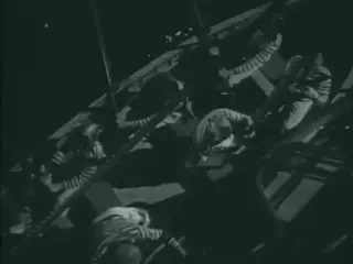 Frame at 1:21:56, shot 464