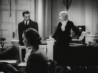 Frame at 30:46, shot 184