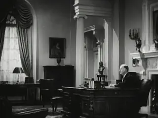 Frame at 33:34, shot 203