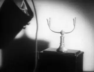 Frame at 1:10:25, shot 305