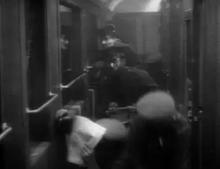 Frame at 1:21:01, shot 330