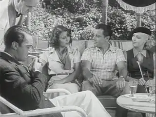 Frame at 32:34, shot 137