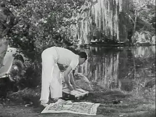 Frame at 37:47, shot 162