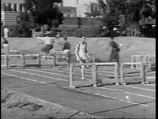 Frame at 33:49, shot 324