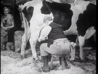 Frame at 34:58, shot 359