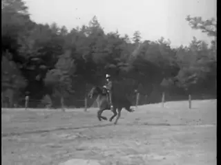 Frame at 40:47, shot 420