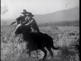 Frame at 44:31, shot 474